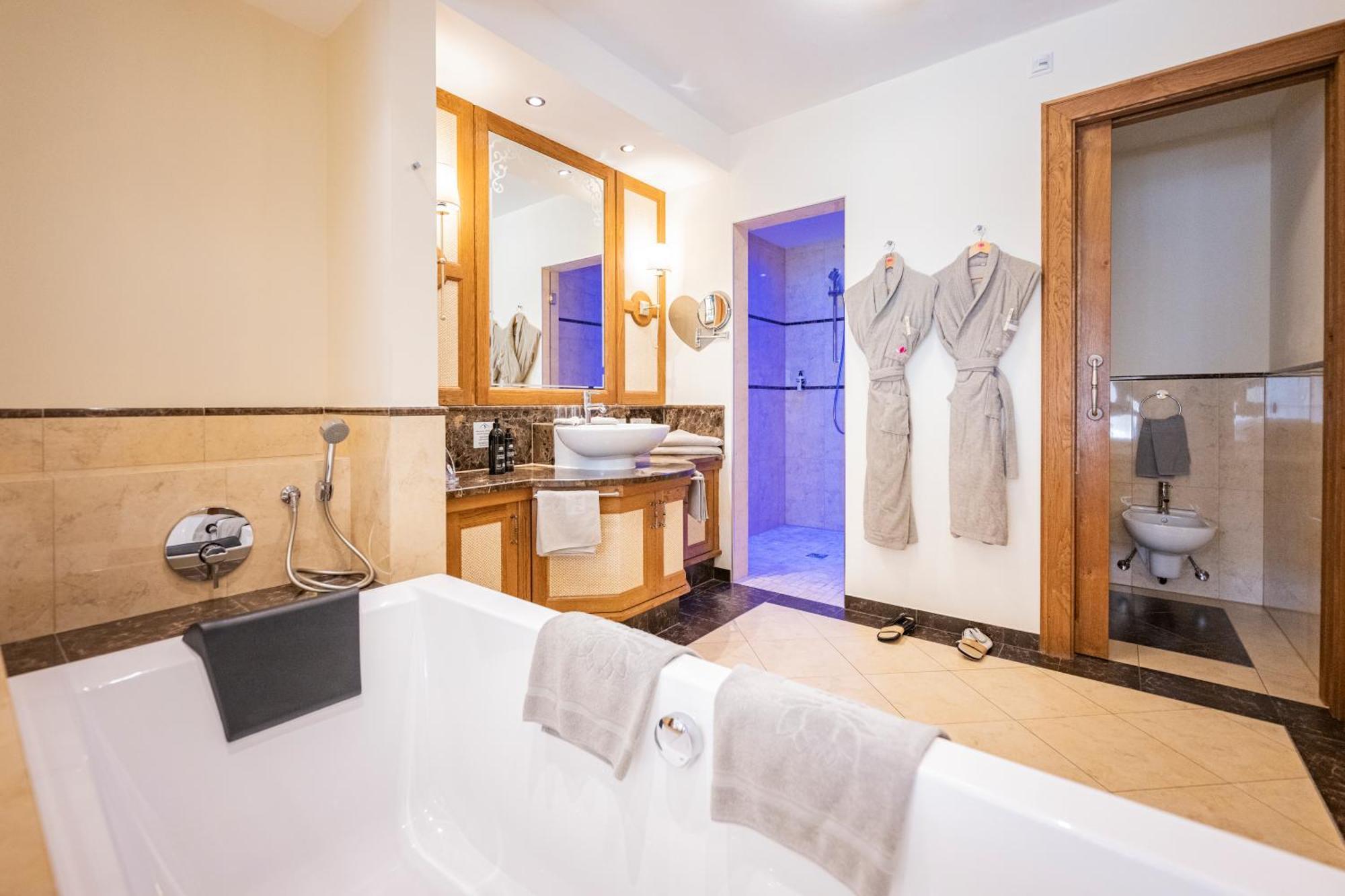 Preidlhof Luxury Dolce Vita Resort Naturns Esterno foto